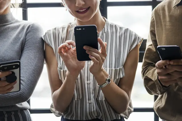 How to Attract Supply Chain Employees With Social Media